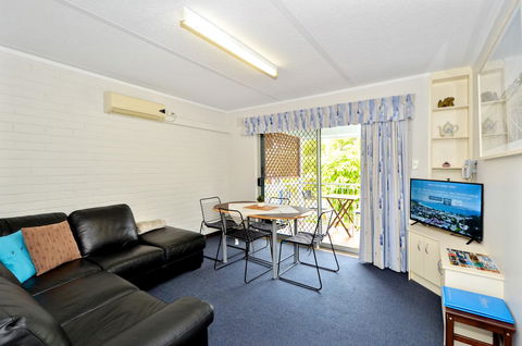 Dolphin Lodge Albany - Self Contained Apartments At Middleton Beach - Accommodation Georgetown 1