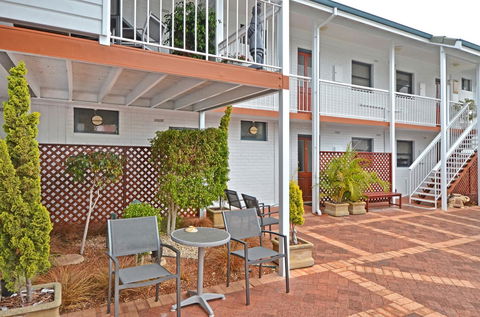 Dolphin Lodge Albany - Self Contained Apartments At Middleton Beach - Accommodation Georgetown 20