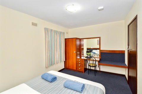 Dolphin Lodge Albany - Self Contained Apartments At Middleton Beach - Accommodation Georgetown 25
