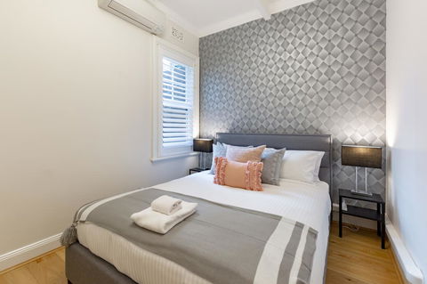 Heritage Townhouse Near Harbour Bridge - Accommodation Georgetown 19
