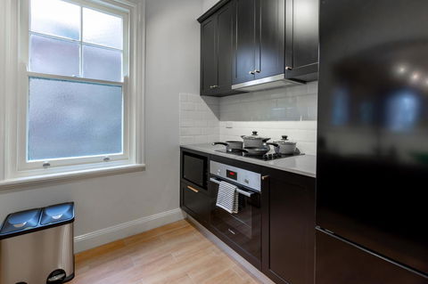 Heritage Townhouse Near Harbour Bridge - Accommodation Georgetown 21
