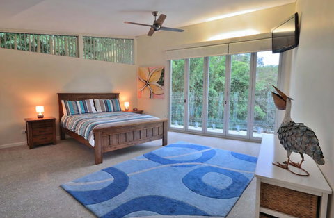 Crescent Head Spa Villa - Accommodation Georgetown 2