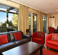 Villa Cypress located within Cypress Lakes - Accommodation Georgetown