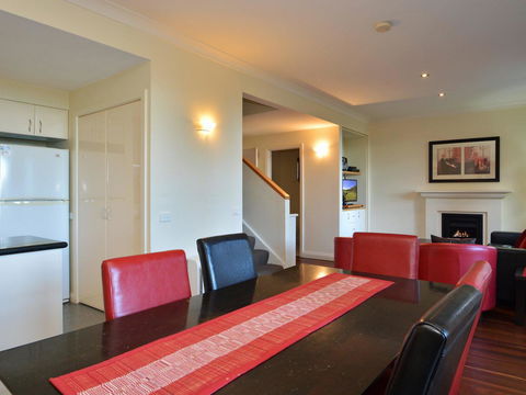 Villa Executive 2br Cypress DS Located Within Cypress Lakes Resort - Accommodation Georgetown 5