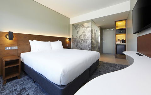 Holiday Inn Express Sydney Airport, An IHG Hotel - Accommodation Georgetown 10