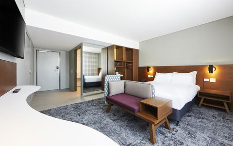 Holiday Inn Express Sydney Airport, An IHG Hotel - Accommodation Georgetown 9
