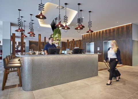 Holiday Inn Express Sydney Airport, An IHG Hotel - Accommodation Georgetown 2