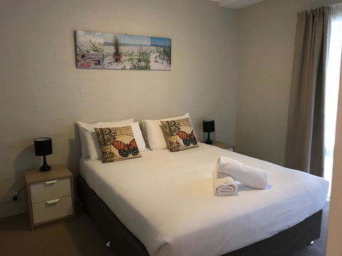 Mariner Bay Apartments - Accommodation Georgetown 11