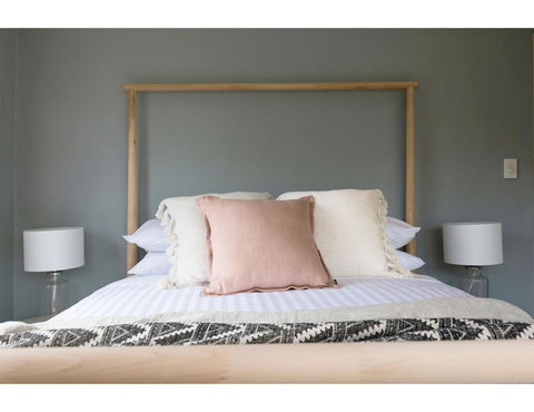 Beachside Getaway In Freshie W Parking - Accommodation Georgetown 11
