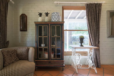 Thistle Hill Guesthouse - Walk To Many Wineries And Restaurants - Accommodation Georgetown 24