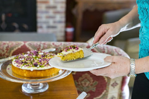 Thistle Hill Guesthouse - Walk To Many Wineries And Restaurants - Accommodation Georgetown 2