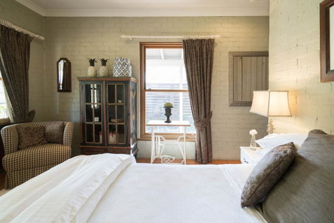 Thistle Hill Guesthouse - Walk To Many Wineries And Restaurants - Accommodation Georgetown 26