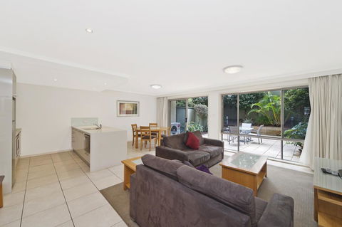 Flynns Beach Resort - Accommodation Georgetown 2