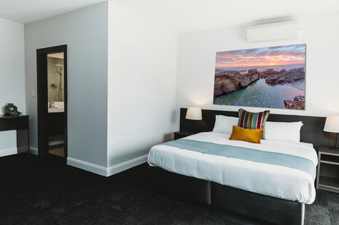 Coniston Hotel Wollongong - Accommodation Georgetown 2