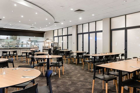 Quality Hotel Rules Club Wagga - Accommodation Georgetown 13