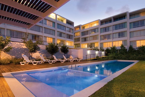 Oaks Nelson Bay Lure Suites - Accommodation Georgetown 0