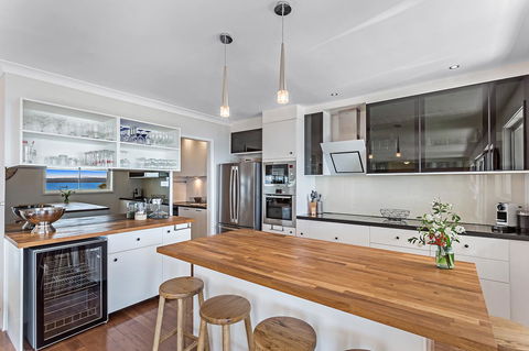 Phuza Maningi 17 Myan Close - Accommodation Georgetown 9