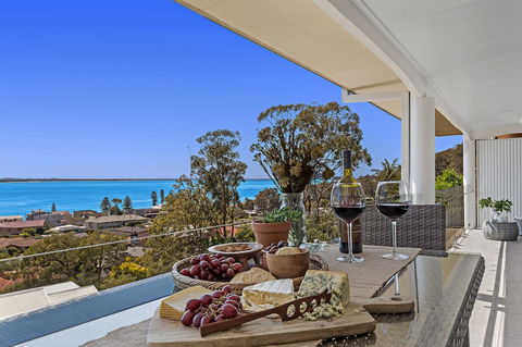 Phuza Maningi 17 Myan Close - Accommodation Georgetown 2