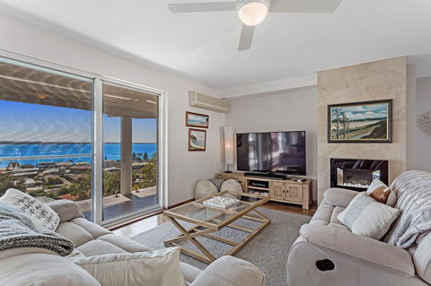 Phuza Maningi 17 Myan Close - Accommodation Georgetown 4