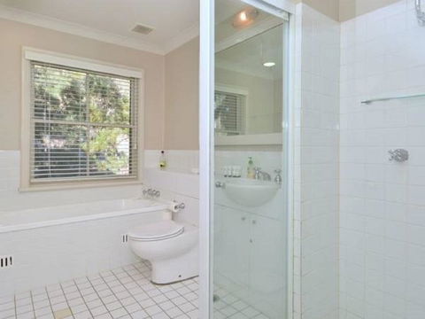Villa 3br Chianti Villa Located Within Cypress Lakes Resort - Accommodation Georgetown 10