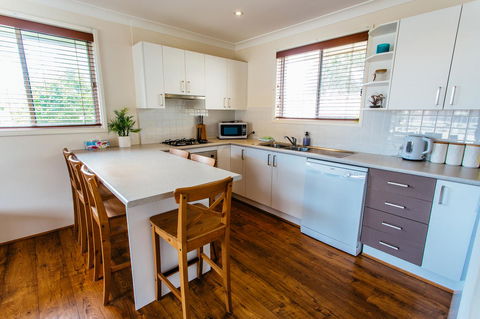 Sunbaker Pet Friendly Awards Finalist 4 Mins Walk To Culburra Beach - Accommodation Georgetown 15