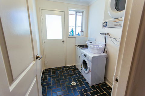 Sunbaker Pet Friendly Awards Finalist 4 Mins Walk To Culburra Beach - Accommodation Georgetown 27
