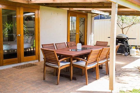 Sunbaker Pet Friendly Awards Finalist 4 Mins Walk To Culburra Beach - Accommodation Georgetown 28