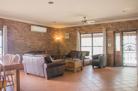 Ironstone Estate Lovedale - Accommodation Georgetown 18