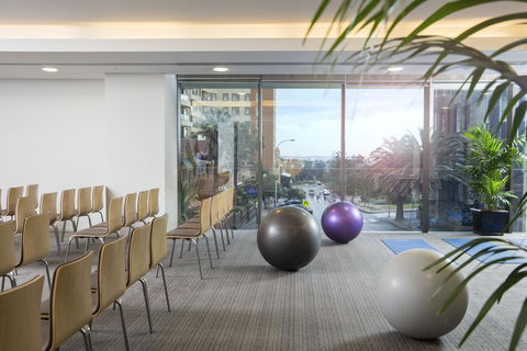 Novotel Newcastle Beach - Accommodation Georgetown 18