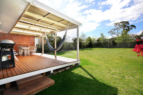 Hayes Beach House I Award Winner I 4 Mins To Beach - Accommodation Georgetown 17
