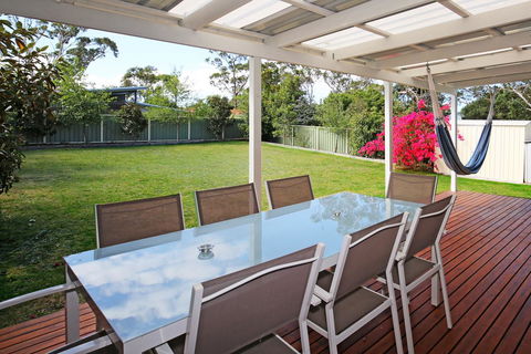 Hayes Beach House I Award Winner I 4 Mins To Beach - Accommodation Georgetown 1