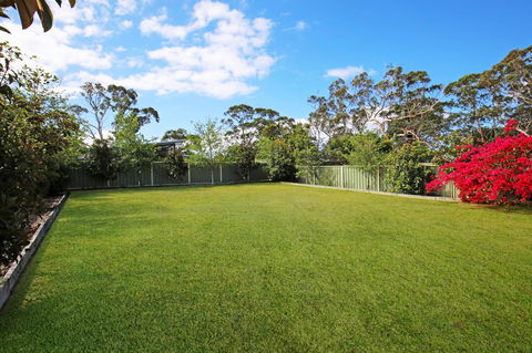 Hayes Beach House I Award Winner I 4 Mins To Beach - Accommodation Georgetown 21