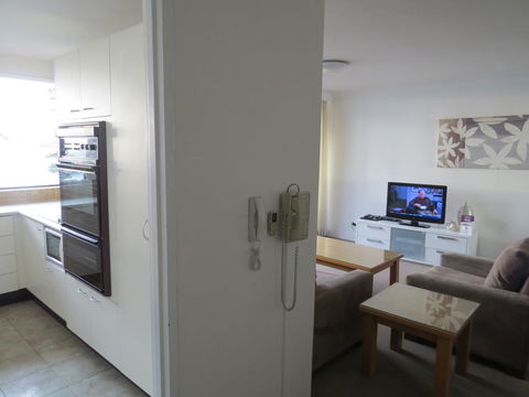 Manly Paradise Motel & Apartments - Accommodation Georgetown 44