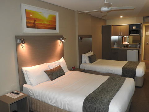 Manly Paradise Motel & Apartments - Accommodation Georgetown 1