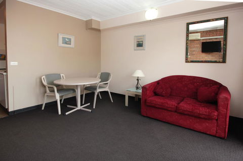 Sapphire Waters Motor Inn - Accommodation Georgetown 13