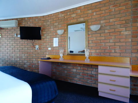 Sapphire Waters Motor Inn - Accommodation Georgetown 10