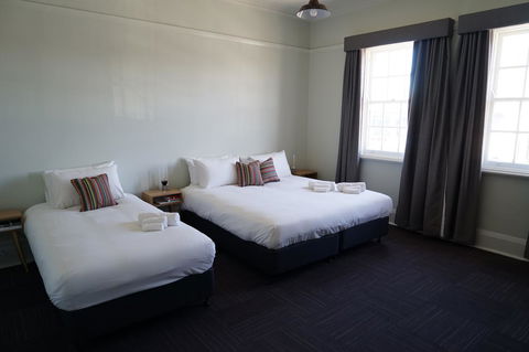 Rosehill Hotel - Accommodation Georgetown 0