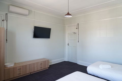 Rosehill Hotel - Accommodation Georgetown 4