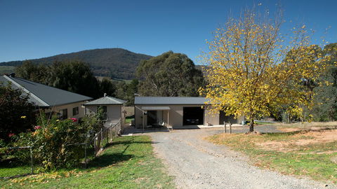 Pound Creek Gallery - Accommodation Georgetown 9