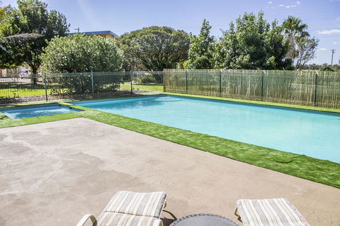 Allonville Gardens Motel - Accommodation Georgetown 9