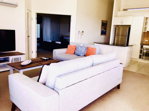 Boathouse Resort (Water Front) - Accommodation Georgetown 9