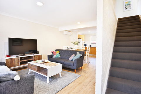 Abode @ Culburra - Pet Friendly - 4 Mins To Beach - Accommodation Georgetown 7