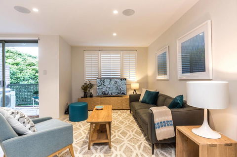 Nobbs Â· Executive 2 Storey Sydney Apartment With Pool - Accommodation Georgetown 0
