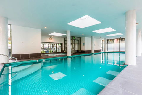 Nobbs Â· Executive 2 Storey Sydney Apartment With Pool - Accommodation Georgetown 13