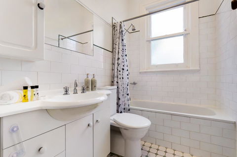 Drummoyne 3 Bedroom Home (62ALE) - Accommodation Georgetown 7