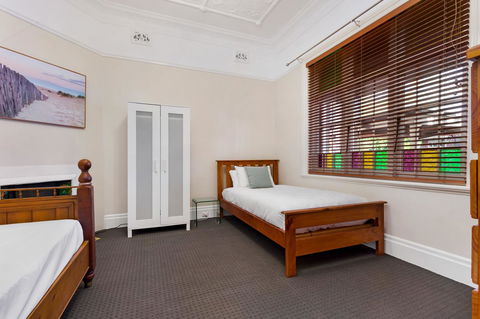 Drummoyne 3 Bedroom Home (62ALE) - Accommodation Georgetown 6
