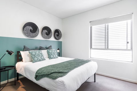 Large Light Luxe 3BDR 2BA Free Parking - Walk To Sydney Uni And RPA - Accommodation Georgetown 6