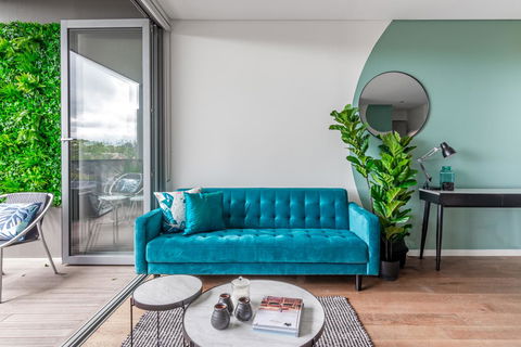 Large Light Luxe 3BDR 2BA Free Parking - Walk To Sydney Uni And RPA - Accommodation Georgetown 3