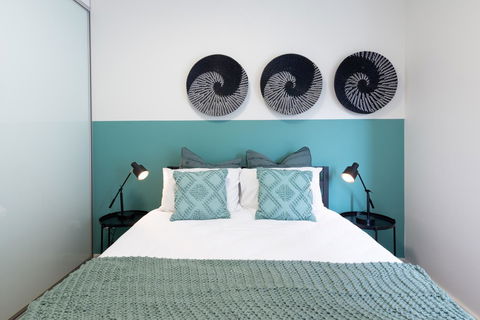 Large Light Luxe 3BDR 2BA Free Parking - Walk To Sydney Uni And RPA - Accommodation Georgetown 7