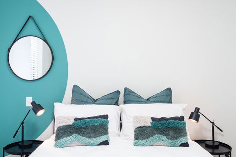 Large Light Luxe 3BDR 2BA Free Parking - Walk To Sydney Uni And RPA - Accommodation Georgetown 9